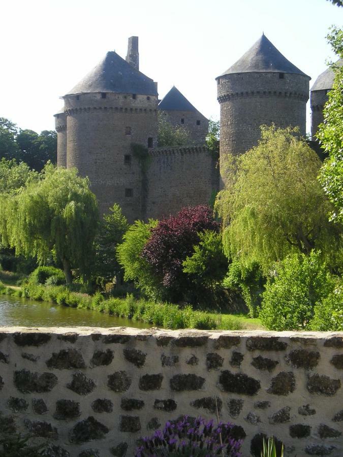 Chambres D'Hotes La Belle Taille Lassay-les-Chateaux Exterior photo